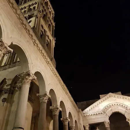 Our Chapter Apartmán *